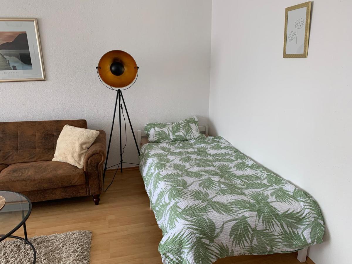 Schone, Gut Ausgestattete Wohnung Fur 1 Bis 4 Personen - Zentral Gelegen 바트엠스 외부 사진